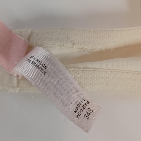 Victoria Secrets 34B Underwire Padded Push-Up Bra Beige Everyday‎ Wear Comfort - Picture 4 of 5